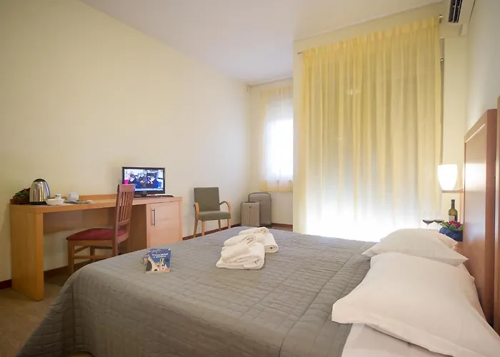 호텔 Foresteria 3*